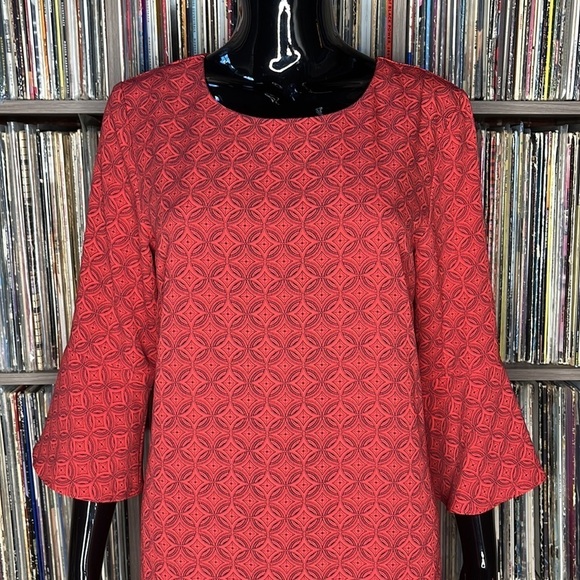 NWT Banana Republic Printed Dress in Red and Black Mandala Print Size Small - Picture 4 of 6